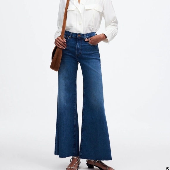 Madewell Pelion dark wash Flared Wide-Leg Crop Jeans - Picture 1 of 6